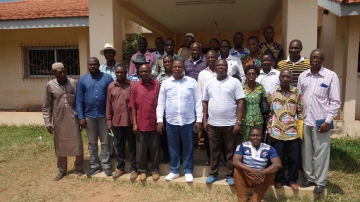 Photo de groupe publiée avec le reportage d’une séance de travail à la mairie d’Assuefry, le 12 mars 2018.